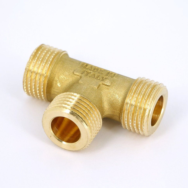 Тройник латунь 15Нх15Нх15Н